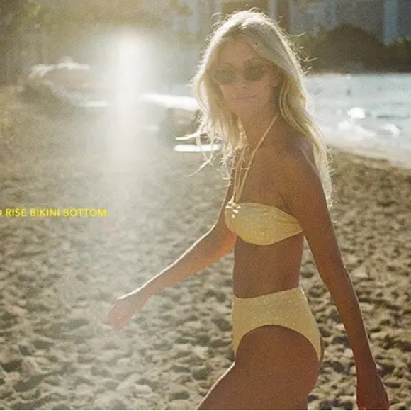 Billabong x Salty Blonde Polka Dot Bikini Bottom 🌼🍍💕 - Picture 1 of 13